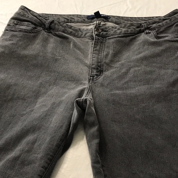 Denim 24/7~Jeans ⚫️ - Picture 3 of 9